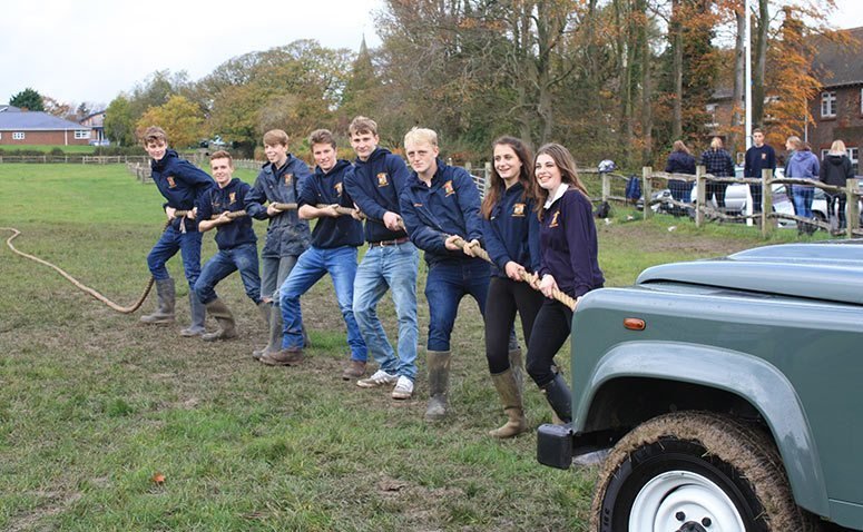 students pulling landrover students pulling landrover